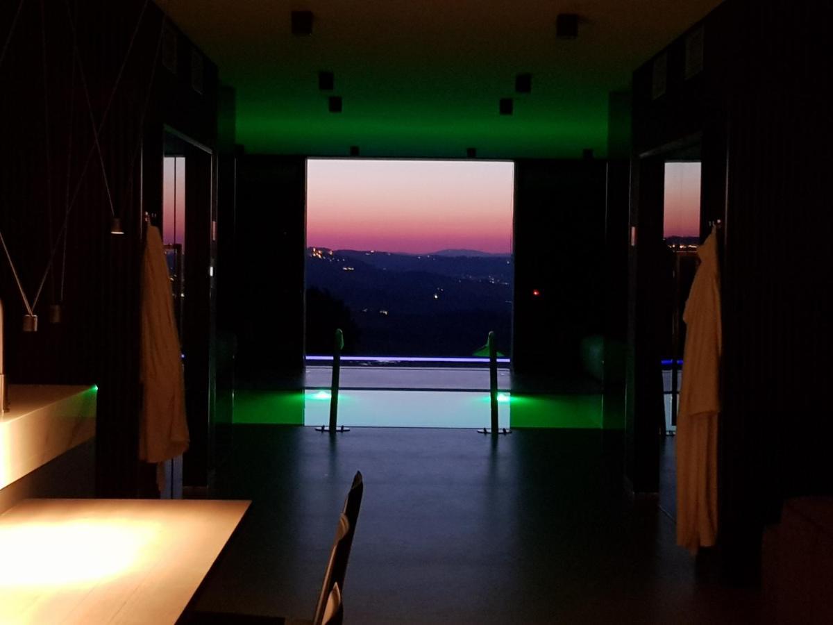 Sunset Suite Spa Staffolo Bagian luar foto