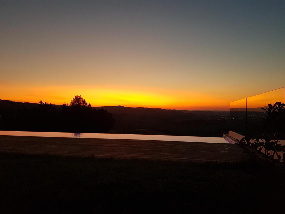Sunset Suite Spa Staffolo Bagian luar foto