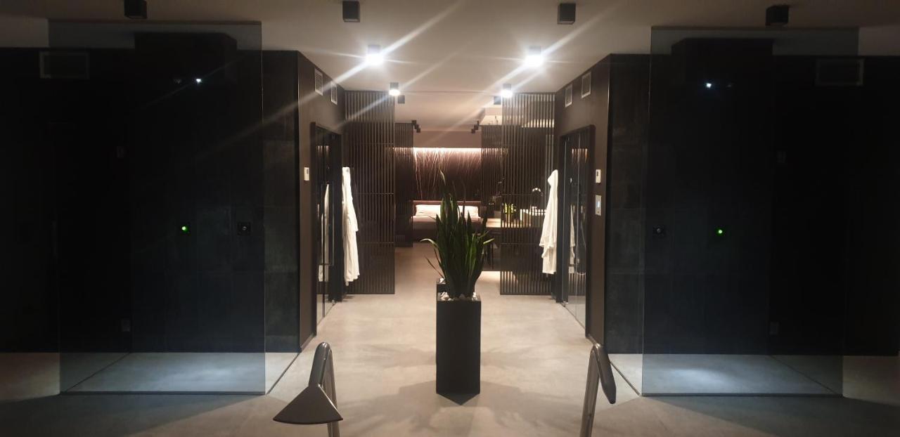 Sunset Suite Spa Staffolo Bagian luar foto