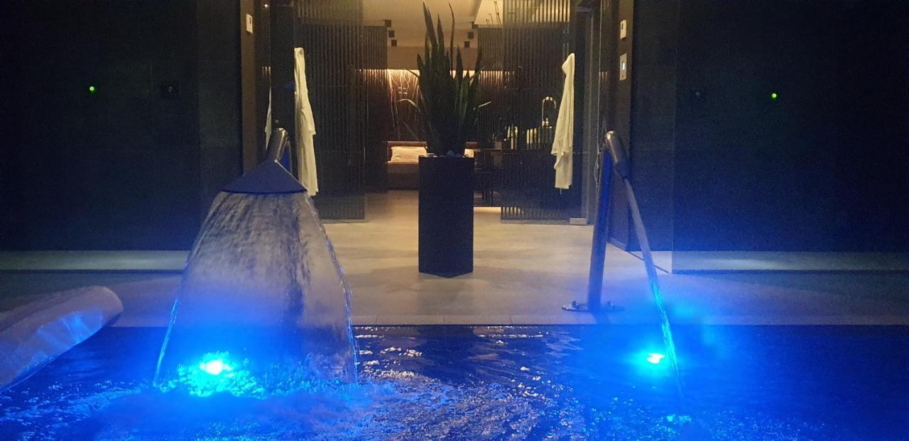 Sunset Suite Spa Staffolo Bagian luar foto