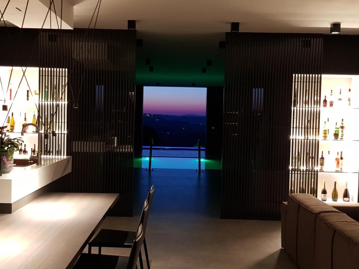 Sunset Suite Spa Staffolo Bagian luar foto